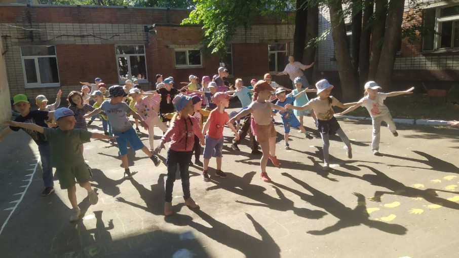 Утренняя гимнастика Утренняя гимнастика.