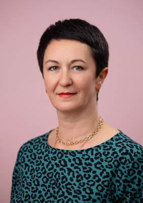 Заместитель заведующего по АХР Соловьева Ирина Валентиновна Заместитель заведующего по АХР Соловьева Ирина Валентиновна